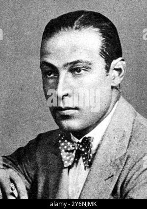 Ein weltberühmter Filmschauspieler tot: Der verstorbene Rudolph Valentino. August 1926 Valentino, Rudolph (orig. Rodolfo Alfonso Raffaelo Pierre Filibert Guglielmi di Valentina d'Antonguella) US-amerikanischer Stummfilmschauspieler; Hauptrollen in den Filmen 'der Scheich' 1921, 'Blut und Sand' 1922, 'der Adler' 1925  1895-1926 Stockfoto