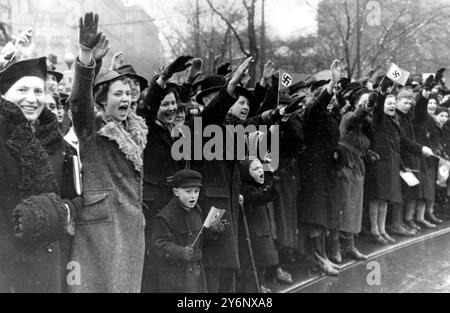 Deutsche Besetzung von Mortvit??? Einige Teile der Bevölkerung begrüßten die deutschen Truppen 1939 Stockfoto