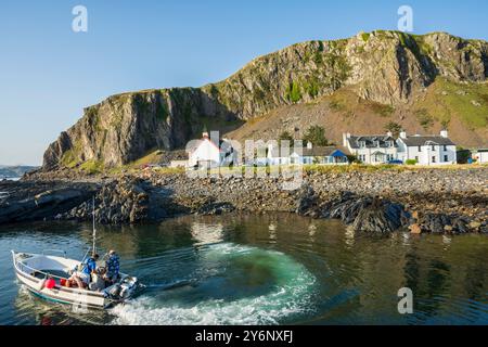 Ellenabeich Village neben Easdale Island, in der Nähe von Oban, Argyll and Bute, Schottland, Großbritannien Stockfoto