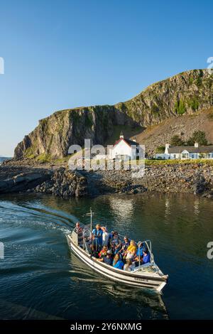 Ellenabeich Village neben Easdale Island, in der Nähe von Oban, Argyll and Bute, Schottland, Großbritannien Stockfoto