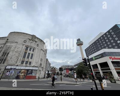 Liverpool, Großbritannien. September 2024. Blick auf das Stadtzentrum von Liverpool mit dem St. John's Beacon Tower. Quelle: Julia Kilian/dpa/Alamy Live News Stockfoto