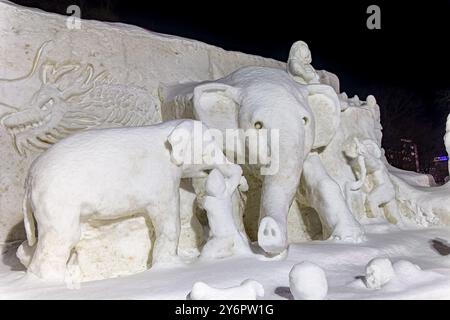 Schneeskulpturen und Eiskunst beim Sapporo Snow Festival auf der japanischen Insel Hokkaido Stockfoto