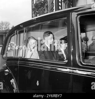 PRINZESSIN ANNE KOMMT AM 19. APRIL 1962 IN WESTMINSTER ABBEY IN LONDON AN Stockfoto