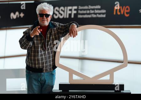 Donostia/San Sebastian. Spanien. 20240926 nahm Pedro Almodovar am 26. September 2024 im Kursaal Palace in Donostia/San Sebastian, Spanien, am 72. Internationalen Filmfestival von San Sebastian Teil Stockfoto