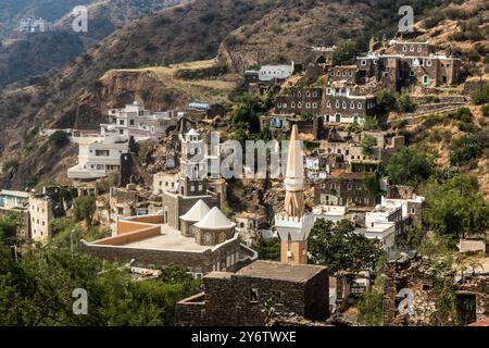 Ruinen des alten Dorfes Rijal Alma, Saudi-Arabien Stockfoto