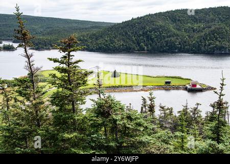 Blick auf den Northeast Arm vom Seven Island Lookout auf NL 100 in Placentia, Neufundland und Labrador, Kanada Stockfoto