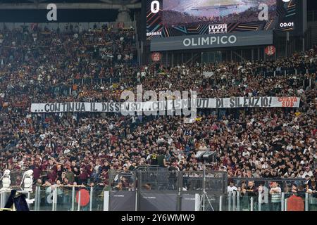 Stadio Olimpico, Rom, Italien. September 2024. UEFA Europa League Football; Roma versus Athletic Club; Roma's Supporters Credit: Action Plus Sports/Alamy Live News Stockfoto