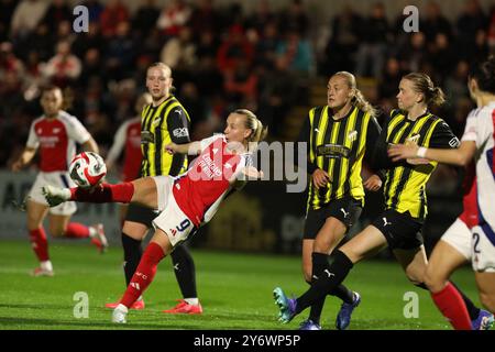 Borehamwood, Großbritannien. September 2024. Beth Mead von Arsenal Women erzielte beim zweiten Spiel der UEFA Women's Champions League zwischen Arsenal Women und BK Hacken Women am 26. September 2024 in Meadow Park, Borehamwood, England. Foto von Joshua Smith. Nur redaktionelle Verwendung, Lizenz für kommerzielle Nutzung erforderlich. Keine Verwendung bei Wetten, Spielen oder Publikationen eines einzelnen Clubs/einer Liga/eines Spielers. Quelle: UK Sports Pics Ltd/Alamy Live News Stockfoto