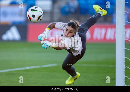 Madrid, Madrid, Spanien. September 2024. Misa Rodriguez von Real Madrid wärmt sich beim Spiel der UEFA Women's Champions League 2. Runde 2nd Leg zwischen Real Madrid und Sporting CP am 26. September 2024 in Madrid auf. (Kreditbild: © Alberto Gardin/ZUMA Press Wire) NUR REDAKTIONELLE VERWENDUNG! Nicht für kommerzielle ZWECKE! Stockfoto