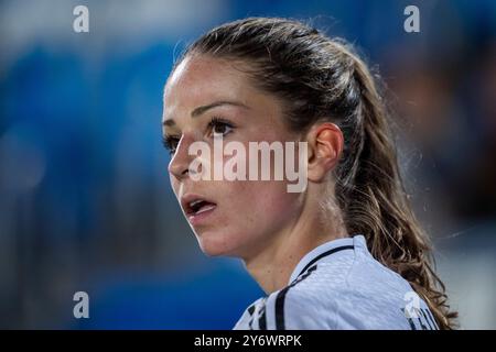 Madrid, Madrid, Spanien. September 2024. Melanie Leupolz von Real Madrid wurde am 26. September 2024 im spanischen Madrid im Estadio Alfredo Di Stefano während des 2. Runde 2. Leg-Spiels zwischen Real Madrid und Sporting CP im Estadio Alfredo Di Stefano gesehen. (Kreditbild: © Alberto Gardin/ZUMA Press Wire) NUR REDAKTIONELLE VERWENDUNG! Nicht für kommerzielle ZWECKE! Stockfoto
