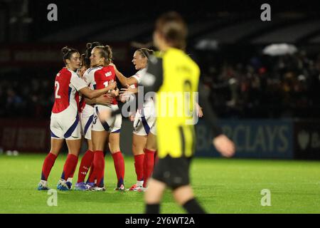 Borehamwood, Großbritannien. September 2024. Lia Walti von Arsenal Women feiert ihr Tor beim Spiel der UEFA Women's Champions League Runde 2 zwischen Arsenal Women und BK Hacken Women im Meadow Park, Borehamwood, England am 26. September 2024. Foto von Joshua Smith. Nur redaktionelle Verwendung, Lizenz für kommerzielle Nutzung erforderlich. Keine Verwendung bei Wetten, Spielen oder Publikationen eines einzelnen Clubs/einer Liga/eines Spielers. Quelle: UK Sports Pics Ltd/Alamy Live News Stockfoto