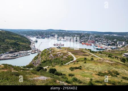 Blick auf die Queen's Battery von Signal Hill National Historic Site in St. John's, Neufundland & Labrador, Kanada Stockfoto