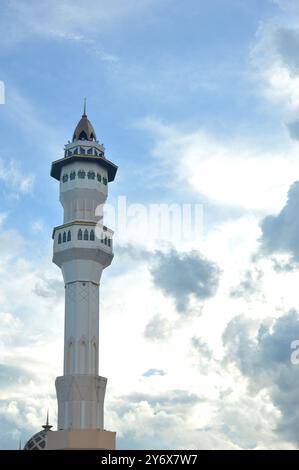 Moschee Baitul Izzah Tarakan, Indonesien Stockfoto