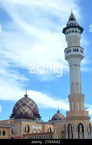 Moschee Baitul Izzah Tarakan, Indonesien Stockfoto