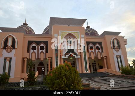 Moschee Baitul Izzah Tarakan, Indonesien Stockfoto