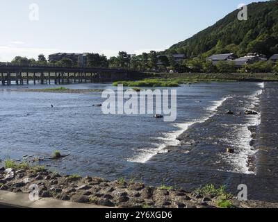 Arashiyama-Brücke in Osaka Stockfoto