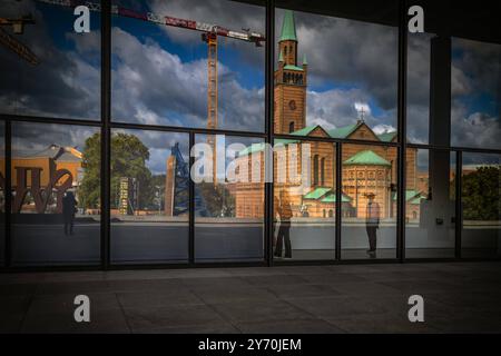 Berlin Tiergarten Kulturforum Neue Nationalgalerie - 27.09.2024 Kulturforum *** Berlin Tiergarten Kulturforum Neue Nationalgalerie 27 09 2024 Kulturforum Stockfoto