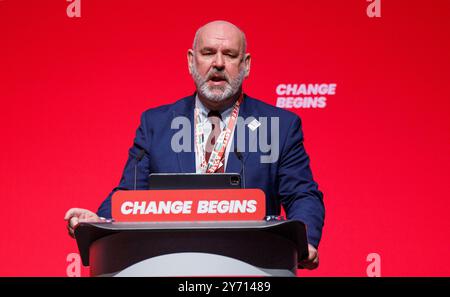 Mick Whelan, Generalsekretär der britischen gewerkschaft ASLEF, spricht auf der Labour Party-Konferenz in Liverpool. Stockfoto