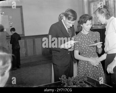 Northants Farmers Wochenschule - Quiz . 1. Januar 1946 Stockfoto