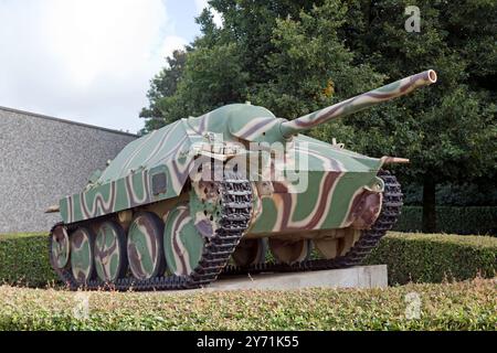 Ein Jagdpanzer 38(t), oft Hetzer genannt, ist auf dem Gelände des Gedenkmuseums für die Schlacht in der Normandie in Bayeux, Frankreich ausgestellt Stockfoto