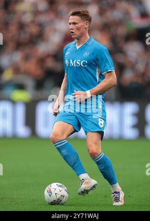 Turin, Italien. September 2024. Scott McTominay vom SSC Napoli während des Spiels der Serie A im Allianz Stadium in Turin. Der Bildnachweis sollte lauten: Jonathan Moscrop/Sportimage Credit: Sportimage Ltd/Alamy Live News Stockfoto