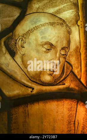 Glasmalerei aus dem Zisterzienserkloster Kloster Altenberg (Tod des Heiligen Bernhard, Detail), Köln. Nordrhein-Westfalen, Deutschland, Europa Stockfoto