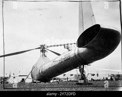 Die größte Flugschau der Welt wird die britischen Exporte ankurbeln. 6000 Gäste aus aller Welt besuchen die weltweit größte Flugzeugausstellung und Fliegenschau, die heute auf dem Handley Page Flugplatz in Radlett, Herts, eröffnet wurde. Über 70 verschiedene Flugzeuge, von riesigen Flugzeugen über Jet-angetriebene Militärflugzeuge und Privatbesitzer bis hin zu Segelflugzeugen, um die ausländischen Käufer anzuziehen. Die Show wird von der Society of British Aircraft Constructors organisiert. Fotoshows, ein ungewöhnlicher Blick auf das „Flying Drainpipe“, den Cierve W9 Hubschrauber. In diesem Flugzeug ist die normale Torue-Ausgleichsschraube bei Stockfoto