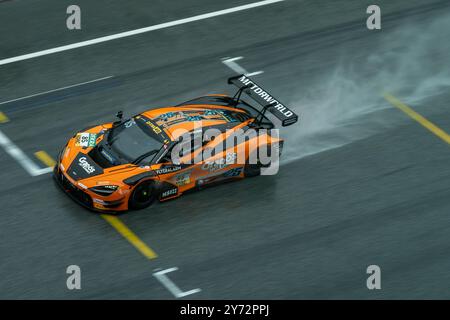 Spielberg, Österreich. September 2024. SPIELBERG, ÖSTERREICH - 27. September: Clemens Schmid aus Österreich in seinem McLaren 720S GT3 EVO von Doerr Motorsport während des DTM Trainings am Red Bull Ring am 27. September 2024 in Spielberg, Österreich.240927 SEPA 25 004 - 20240927 PD7791 Credit: APA-PictureDesk/Alamy Live News Stockfoto