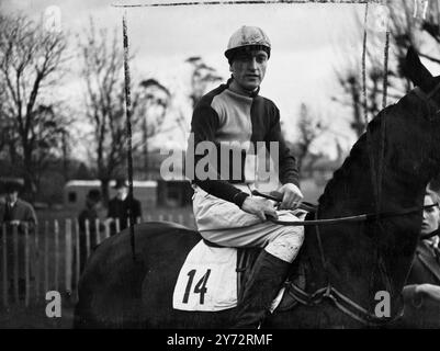 T. Mabbut, ein führender National Hunt and Steeplechase Jockey. 15. Dezember 1946 Stockfoto