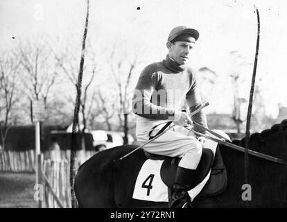 T. Maher, ein führender National Hunt and Steeplechase Jockey. 15. Dezember 1946 Stockfoto