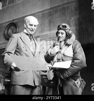 Sir Frank Salisbury, britischer Künstler, der an einem Porträt eines Piloten arbeitet. 17. Mai 1946 Stockfoto