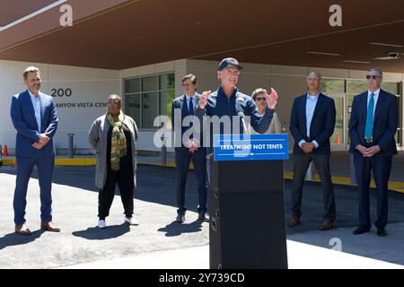 Redwood City, KALIFORNIEN - 14. Mai 2024: Gouverneur Gavin Newsom spricht bei einer Pressekonferenz über die Aktualisierung der Bemühungen der staaten zur Transformation des mentalen Gesundheitssystems. Stockfoto