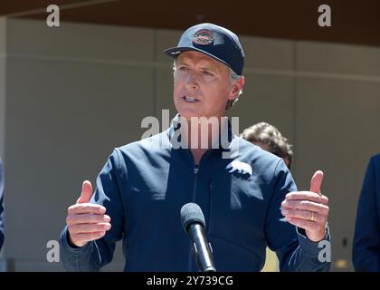 Redwood City, KALIFORNIEN - 14. Mai 2024: Gouverneur Gavin Newsom spricht bei einer Pressekonferenz über die Aktualisierung der Bemühungen der staaten zur Transformation des mentalen Gesundheitssystems. Stockfoto