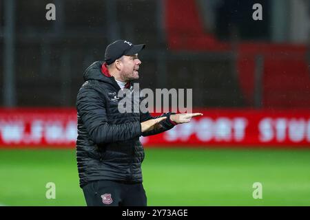 Unterhaching, Deutschland. September 2024. Marc Unterberger (SpVgg Unterhaching, Chef-Trainer), SpVgg Unterhaching vs. SV Sandhausen, Fussball, 3. Liga, 8. Spieltag, Saison 24/25, 27.09.2024, DFL-VORSCHRIFTEN VERBIETEN DIE VERWENDUNG VON FOTOS ALS BILDSEQUENZEN, Foto: Eibner-Pressefoto/Jenni Maul Credit: dpa/Alamy Live News Stockfoto