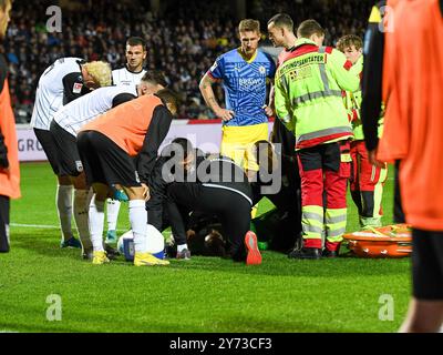 Ulm, Deutschland. September 2024. Christian Ortag (SSV Ulm 1846 #39), Verletzung, GER, SSV Ulm 1846 vs. Eintracht Braunschweig, Fussball, 2. Bundesliga, Spieltag 7, Saison 2024/2025, 27.09.2024, DFB-Vorschriften verbieten jede Verwendung von Fotografien als Bildsequenzen und/oder Quasi-Video. Foto: EIBNER/Florian Schust Credit: dpa/Alamy Live News Stockfoto