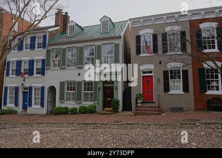 Bunte Reihenhäuser in der Altstadt von Alexandria Virginia Stockfoto