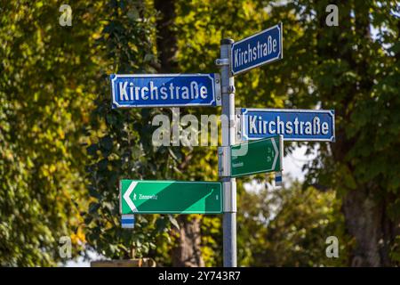 Die Marienkirche in Netzelkow ist ein Kirchengebäude in der Gemeinde Lütow auf der Halbinsel Gnitz auf der Insel Usedom. Kirchstraße, Am Peenestrom, Mecklenburg-Vorpommern, Deutschland Stockfoto