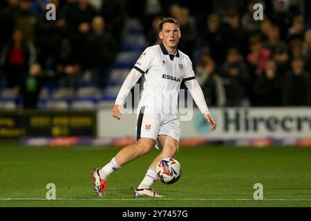 Birkenhead, Großbritannien. September 2024. Regan Hendry von Tranmere Rovers in Aktion. EFL Skybet Football League Two Match, Tranmere Rovers gegen Salford City, Prenton Park, Birkenhead, Wirral am Freitag, den 27. September 2024. Dieses Bild darf nur für redaktionelle Zwecke verwendet werden. Nur redaktionelle Verwendung, .PIC von Chris Stading/ Credit: Andrew Orchard Sportfotografie/Alamy Live News Stockfoto