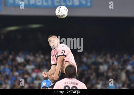 Neapel, Italien. September 2024. Dario Saric vom FC Palermo im Einsatz während des Spiels Coppa Italia Freccia Rossa zwischen SSC Napoli und Palermo FC. Napoli gewinnt am 26. September 2024 in Neapel mit 5:0. (Foto: Agostino Gemito/Pacific Press/SIPA USA) Credit: SIPA USA/Alamy Live News Stockfoto