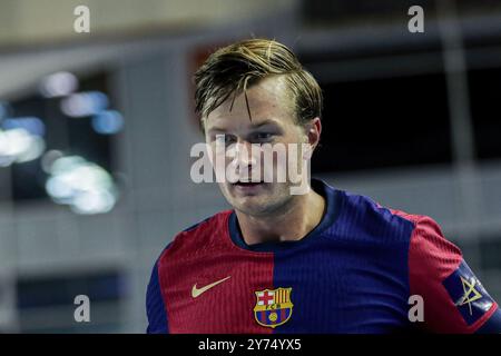 Kielce, Polen. September 2024. Jonathan Carlsbogard aus Barcelona wurde während des EHF Champions League-Spiels zwischen Industria Kielce und Barcelona in Hala Legionow gesehen. Endpunktzahl: Industria Kielce 28: 32 Barcelona. Quelle: SOPA Images Limited/Alamy Live News Stockfoto