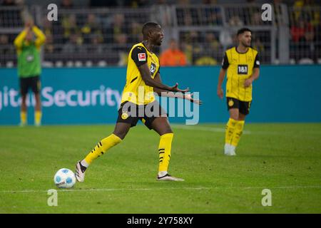 Serhou GUIRASSY (DO) Geste, gestikuliert, Fußball 1. Bundesliga, 5. Spieltag, Borussia Dortmund (DO) - VfL Bochum (BO) 4:2 am 27. September 2024 in Dortmund/Deutschland. #DFL-Vorschriften verbieten die Verwendung von Fotos als Bildsequenzen und/oder Quasi-Video # Stockfoto