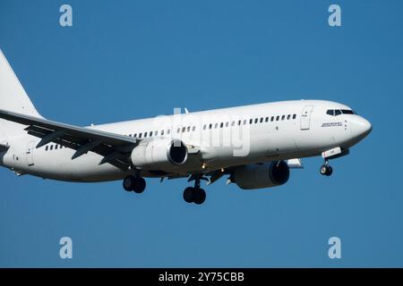 ETF Airways Boeing 737-800 Flugzeug Flugzeug Flugzeug Flugzeug Flugzeug Jetliner Passagier Jet Flugzeug Landung Anflug auf Flug Berlin Stockfoto