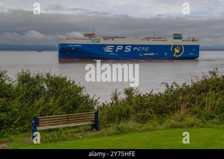 Fahrzeugträger LakeHerman fährt nach dem Verlassen der Royal Portbury Docks auf See Stockfoto