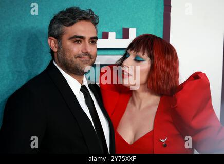 Michael Polansky und Lady Gaga nehmen an der britischen Premiere von „Joker Folie à Deux“ auf dem Cineworld Leicester Square in London Teil. Stockfoto