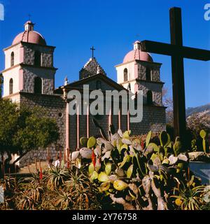 Alte Mission Santa Barbara, gegründet 1786, an der Küste Kaliforniens, USA um 1987. Stockfoto