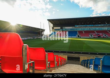 Salford, Großbritannien. September 2024. Die Super League Rugby Playoffs 2024: Salford Red Devils vs Leigh Leopards im Salford Community Stadium. Allgemeiner Blick auf das Salford Community Stadium. James Giblin/Alamy Live News. Stockfoto