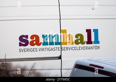 Göteborg, Schweden - 12. Februar 2023: Samhall-Logo an der Seite eines weißen Van Stockfoto