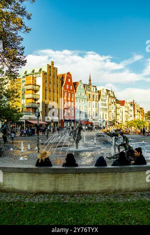 Stadtspaziergang durch die Hansestadt Rostock an der Ostsee an einem Herbsttag - Mecklenburg-Vorpommern - Deutschland Stockfoto