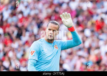 Sevilla, Spanien. September 2024. Orjan Nyland vom Sevilla FC wurde während des Spiels La Liga EA Sports 2024/2025 zwischen Sevilla FC und Real Valladolid im Ramon Sanchez Pizjuan Stadion gesehen. Endergebnis: Sevilla FC 2:1 Real Valladolid (Foto: Francis Gonzalez/SOPA Images/SIPA USA) Credit: SIPA USA/Alamy Live News Stockfoto