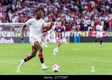 Sevilla, Spanien. September 2024. Dodi Lukebakio vom Sevilla FC wurde während des Spiels La Liga EA Sports 2024/2025 zwischen Sevilla FC und Real Valladolid im Ramon Sanchez Pizjuan Stadion gesehen. Endergebnis: Sevilla FC 2:1 Real Valladolid (Foto: Francis Gonzalez/SOPA Images/SIPA USA) Credit: SIPA USA/Alamy Live News Stockfoto
